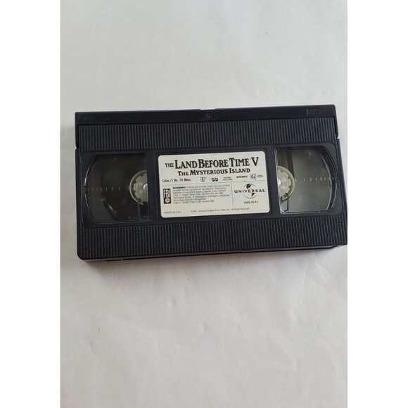 The Land Before Time V: The Mysterious Island VHS Tape 1997 Clamshell - Picture 3 of 9